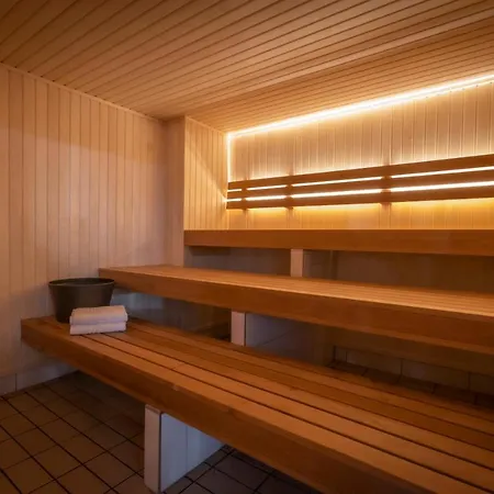 Отель Clayton Liffey Valley