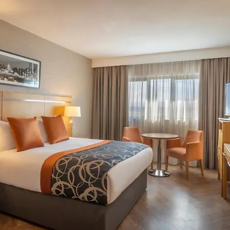 Clayton Liffey Valley 4* קלונדלקין