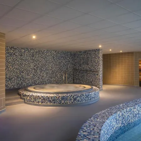 מלון Clayton Liffey Valley קלונדלקין