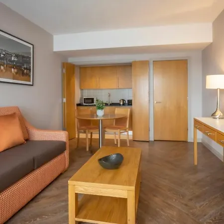 Hotel Clayton Liffey Valley 4*