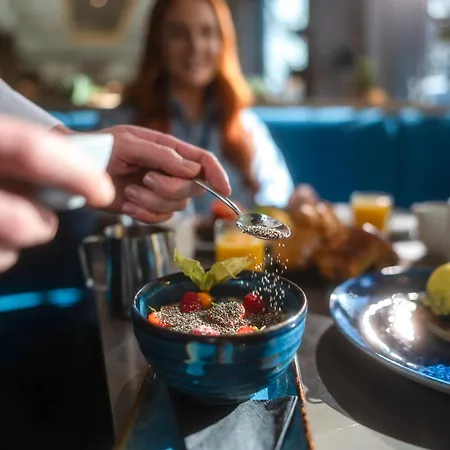 Clayton Liffey Valley Szálloda 4*