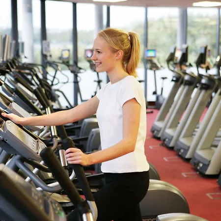 Hotel Clayton Liffey Valley 4*