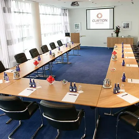 מלון Clayton Liffey Valley