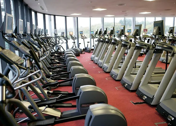 Отель Clayton Liffey Valley 4*