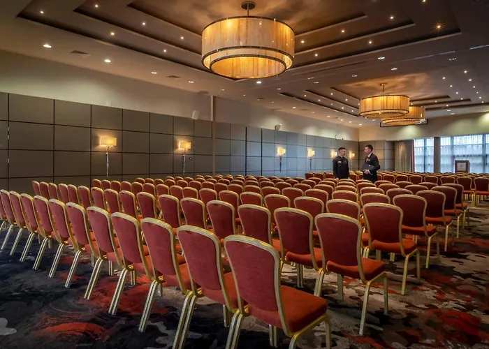 Clayton Liffey Valley Клондолкин