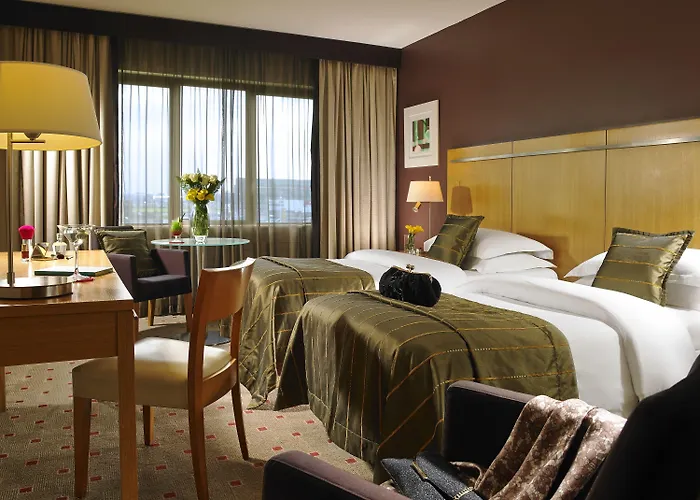 Clayton Liffey Valley 4* Клондолкин