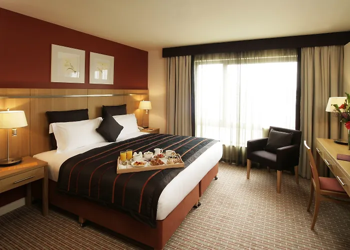 Clayton Liffey Valley Отель 4*