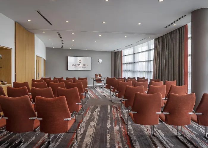 Отель Clayton Liffey Valley 4*