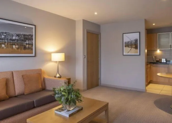 Отель Clayton Liffey Valley 4*