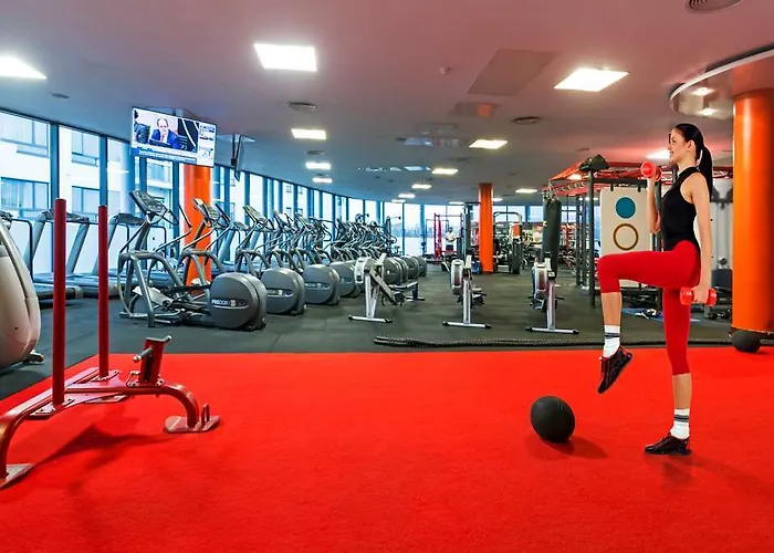 Отель Clayton Liffey Valley 4*